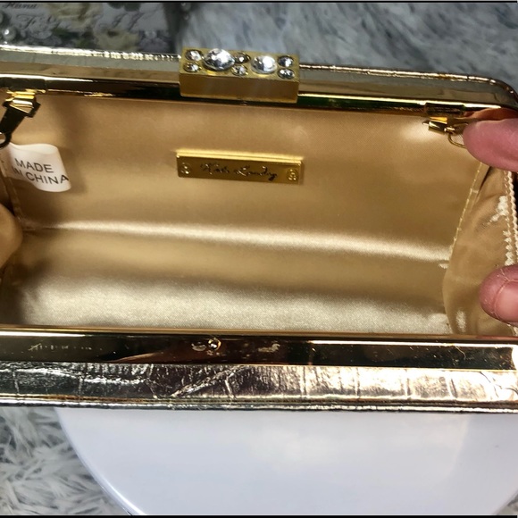 KATE LANDRY - Gold Alligator Print Evening Bag - Picture 9 of 16